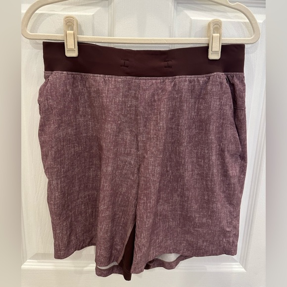 Lululemon Men’s M Maroon Pace Breaker Running Short - Picture 2 of 6